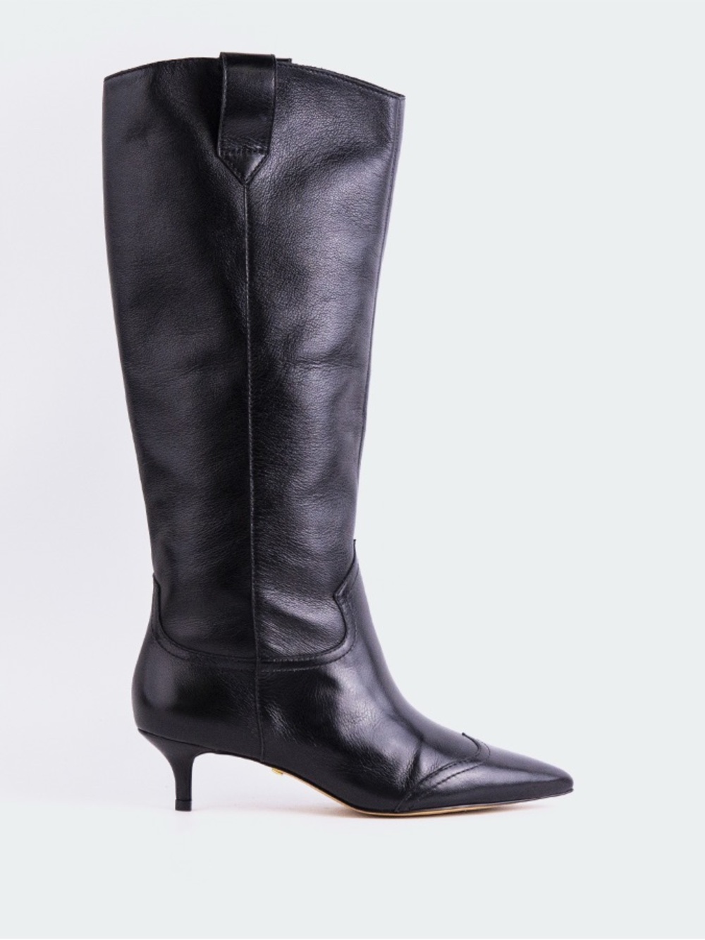 L’INTERVALLE Veneza Western Tall Black Leather Boots on Kitten Heel